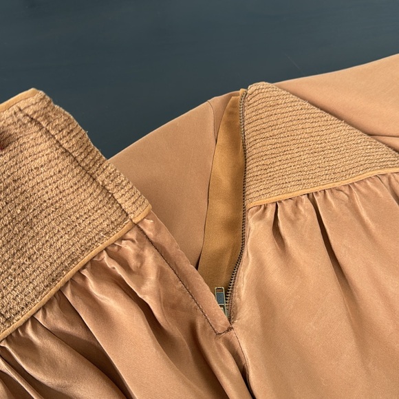 Aritzia Wilfred le fou 100% silk midi skirt - Picture 4 of 10